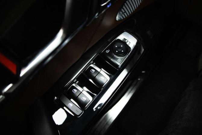 Kia Mohave I Рестайлинг 2 с пробегом 2022 года, цена 5 099 000 рублей, 73920 км, внедорожник, Автокод Объявления