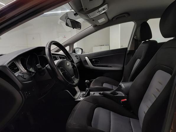 Kia Ceed II с пробегом 2013 года, цена 836 000 рублей, 177657 км, хэтчбек, Автокод Объявления