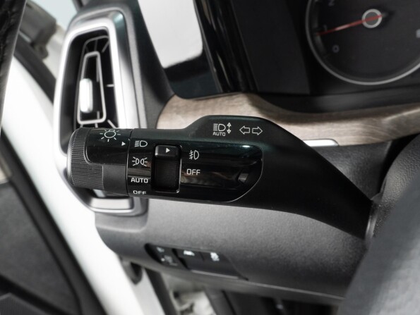 Kia Sorento IV с пробегом 2021 года, цена 3 849 000 рублей, 77539 км, внедорожник, Автокод Объявления