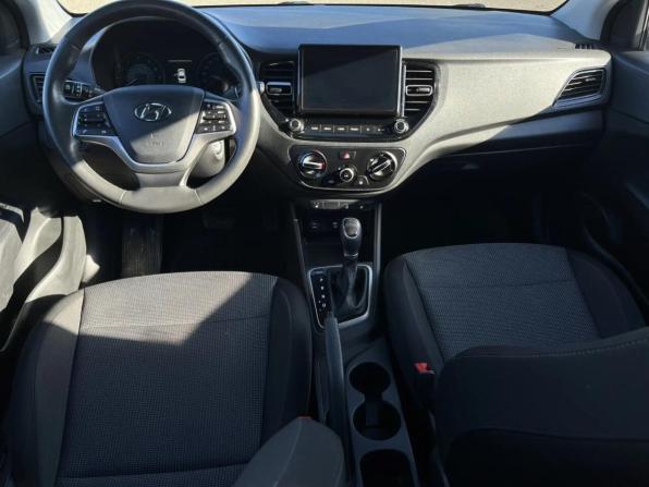 Hyundai Solaris II Рестайлинг с пробегом 2022 года, цена 1 575 264 рубля, 121826 км, седан, Автокод Объявления