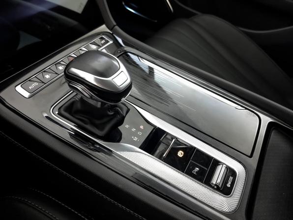Hongqi H5 II с пробегом 2024 года, цена 2 600 000 рублей, 69363 км, седан, Автокод Объявления