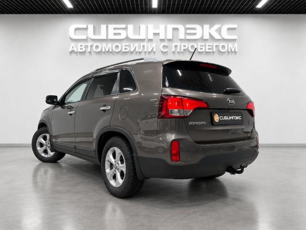 Kia Sorento II Рестайлинг с пробегом 2017 года, цена 2 000 000 рублей, 199000 км, внедорожник, Автокод Объявления