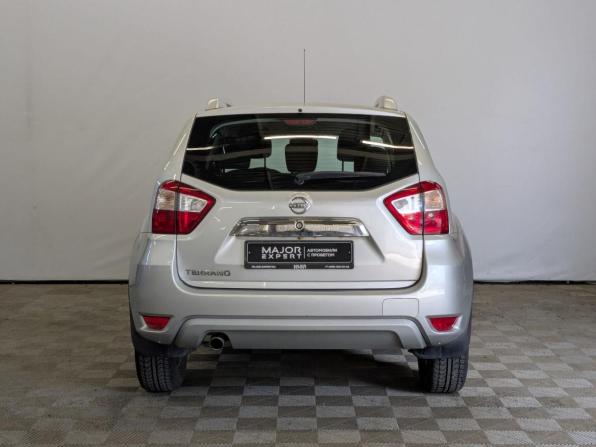 Nissan Terrano III (D10) с пробегом 2018 года, цена 1 400 000 рублей, 142282 км, внедорожник, Автокод Объявления