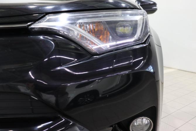 Toyota RAV4 IV (XA40) Рестайлинг с пробегом 2017 года, цена 2 530 000 рублей, 123105 км, внедорожник, Автокод Объявления