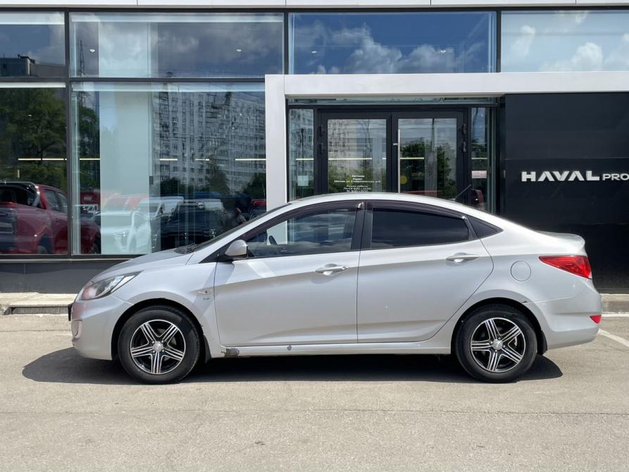 Hyundai Solaris I Москва  - изображение 8