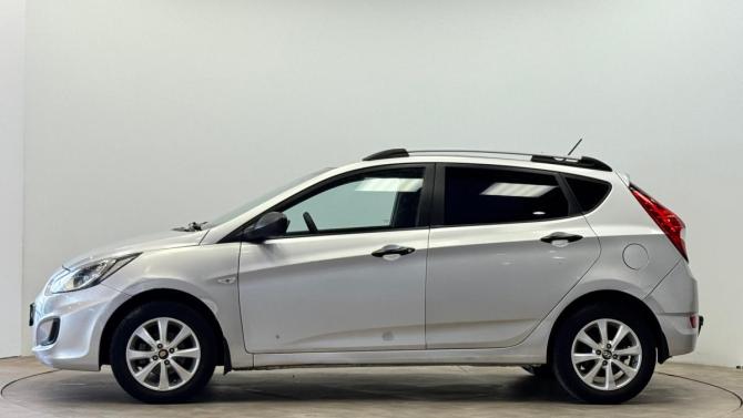 Hyundai Solaris I с пробегом 2012 года, цена 589 000 рублей, 188000 км, хэтчбек, Автокод Объявления
