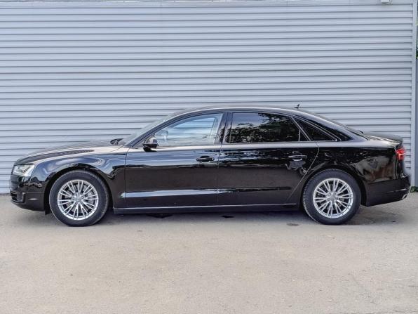 Audi A8 III (D4) Рестайлинг с пробегом 2016 года, цена 2 900 000 рублей, 90722 км, седан, Автокод Объявления