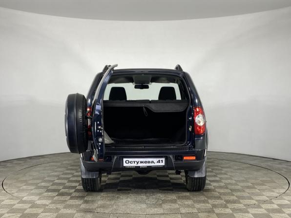 Chevrolet Niva I Рестайлинг с пробегом 2018 года, цена 960 000 рублей, 39575 км, внедорожник, Автокод Объявления