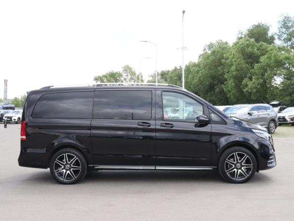 Mercedes-Benz V-Класс III (W447) Рестайлинг с пробегом 2023 года, цена 8 910 000 рублей, 6008 км, минивэн, Автокод Объявления