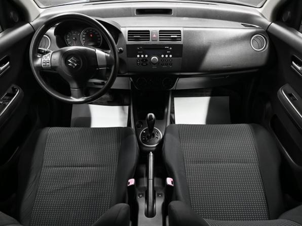 Suzuki Swift III с пробегом 2007 года, цена 615 000 рублей, 96144 км, хэтчбек, Автокод Объявления