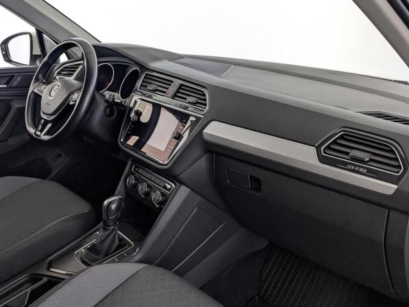 Volkswagen Tiguan II с пробегом 2020 года, цена 2 490 000 рублей, 86380 км, внедорожник, Автокод Объявления