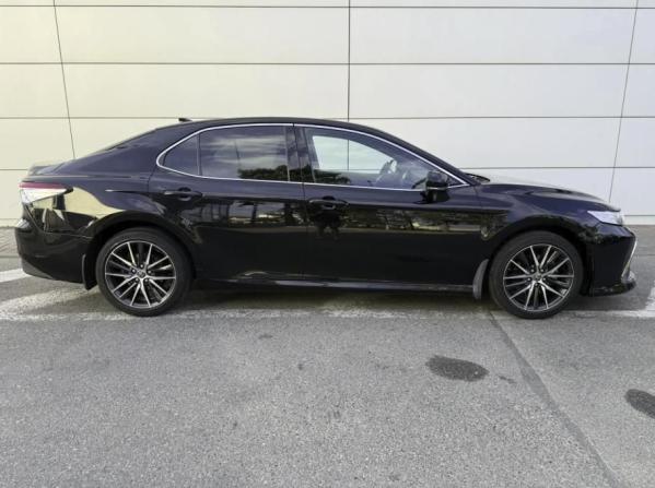 Toyota Camry VIII (XV70) Рестайлинг с пробегом 2021 года, цена 2 800 000 рублей, 115473 км, седан, Автокод Объявления