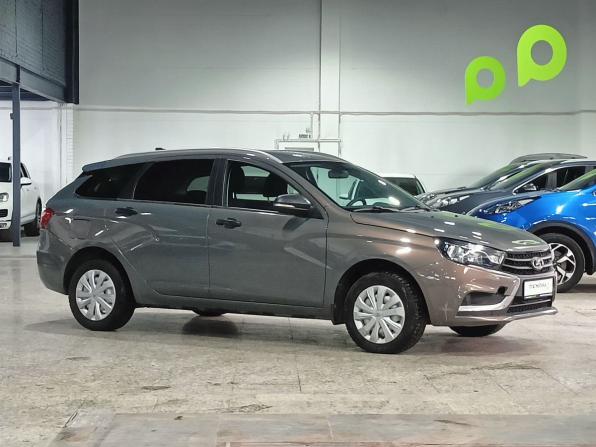 Lada (ВАЗ) Vesta I с пробегом 2021 года, цена 990 000 рублей, 49000 км, универсал, Автокод Объявления