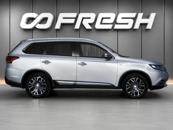 Mitsubishi Outlander III Рестайлинг 2 с пробегом 2016 года, цена 2 049 000 рублей, 191229 км, внедорожник, Автокод Объявления