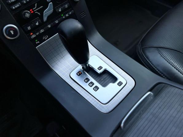 Volvo XC70 II с пробегом 2010 года, цена 1 595 000 рублей, 341171 км, универсал, Автокод Объявления