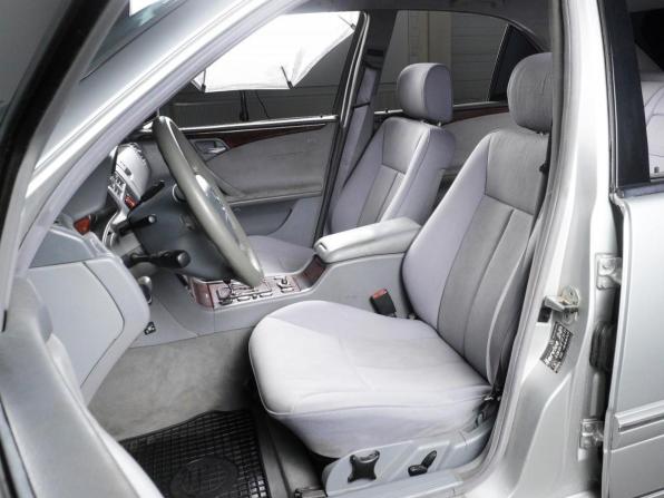 Mercedes-Benz E-Класс II (W210 S210) Рестайлинг с пробегом 2000 года, цена 559 000 рублей, 347042 км, седан, Автокод Объявления