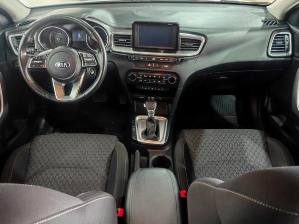 Kia Ceed III с пробегом 2019 года, цена 1 697 000 рублей, 110695 км, универсал, Автокод Объявления