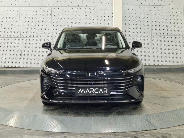 Новый FAW Bestune B70 I 2024 года, цена 2 300 000 рублей, лифтбек, Автокод Объявления