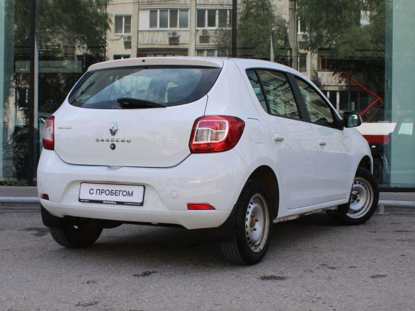Renault Sandero II с пробегом 2015 года, цена 685 000 рублей, 120958 км, хэтчбек, Автокод Объявления
