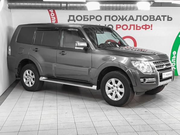 Mitsubishi Pajero IV Рестайлинг 2 с пробегом 2015 года, цена 2 790 000 рублей, 109800 км, внедорожник, Автокод Объявления