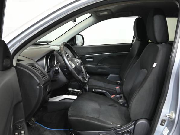 Mitsubishi ASX I с пробегом 2011 года, цена 950 000 рублей, 248548 км, внедорожник, Автокод Объявления