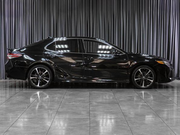 Toyota Camry VIII (XV70) с пробегом 2018 года, цена 2 819 000 рублей, 81411 км, седан, Автокод Объявления