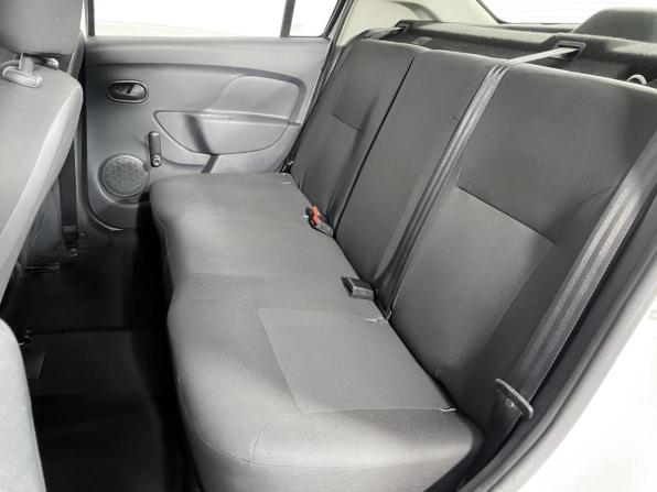 Renault Logan II Рестайлинг с пробегом 2018 года, цена 389 000 рублей, 258360 км, седан, Автокод Объявления