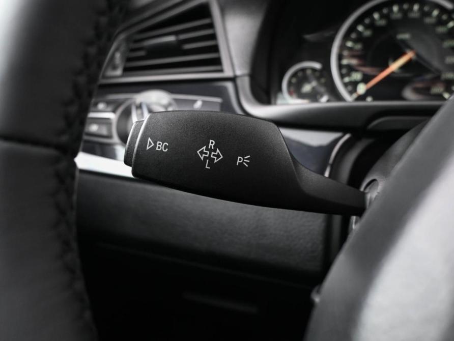 BMW 5 серии VI (F10/F11/F07) Рестайлинг Новороссийск  - изображение 14