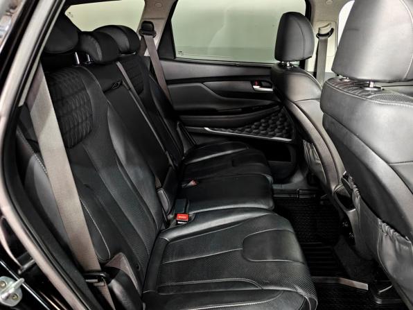 Hyundai Santa Fe IV с пробегом 2019 года, цена 3 099 000 рублей, 101500 км, внедорожник, Автокод Объявления