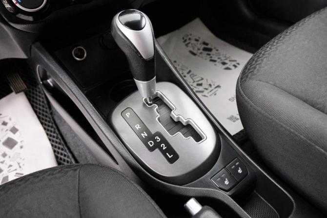 Kia Rio III с пробегом 2015 года, цена 799 000 рублей, 254000 км, хэтчбек, Автокод Объявления