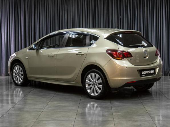 Opel Astra J с пробегом 2010 года, цена 489 000 рублей, 253487 км, хэтчбек, Автокод Объявления