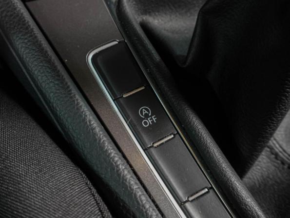 Volkswagen Golf VII с пробегом 2013 года, цена 1 389 000 рублей, 114205 км, хэтчбек, Автокод Объявления