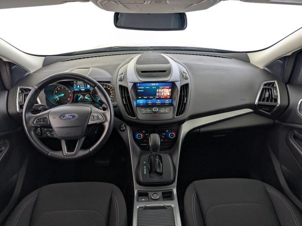 Ford Kuga II Рестайлинг с пробегом 2018 года, цена 1 850 000 рублей, 82753 км, внедорожник, Автокод Объявления