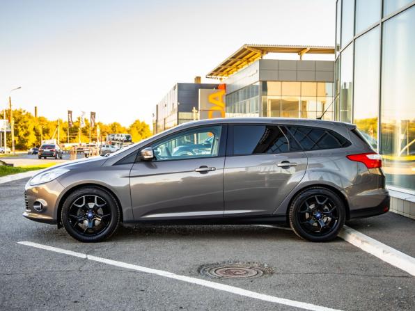 Ford Focus III с пробегом 2012 года, цена 898 000 рублей, 122812 км, универсал, Автокод Объявления