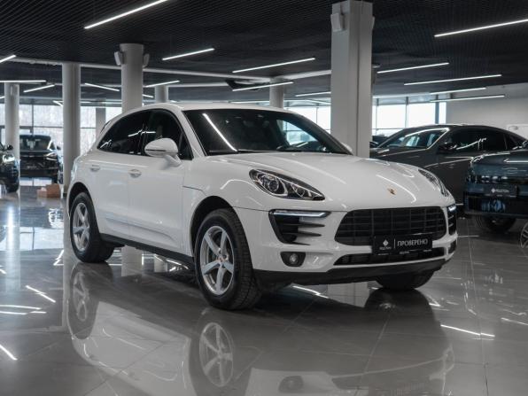 Porsche Macan I с пробегом 2016 года, цена 3 050 000 рублей, 102352 км, внедорожник, Автокод Объявления