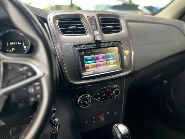 Renault Sandero II Рестайлинг с пробегом 2019 года, цена 1 320 000 рублей, 88000 км, хэтчбек, Автокод Объявления