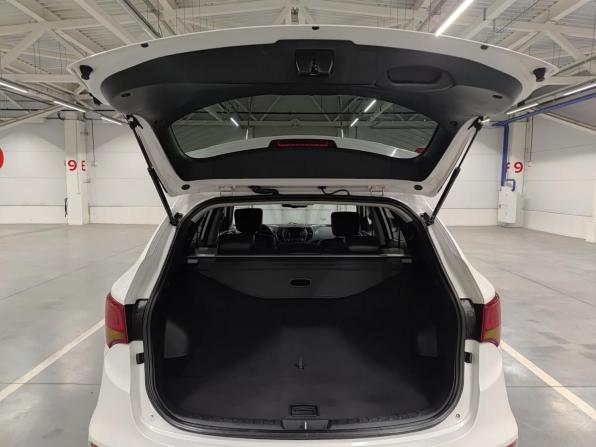 Hyundai Santa Fe III Рестайлинг с пробегом 2015 года, цена 1 850 000 рублей, 137050 км, внедорожник, Автокод Объявления