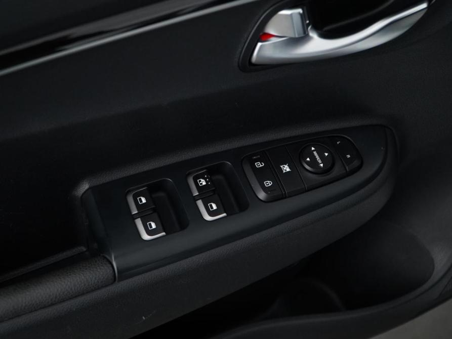 Kia Rio IV Москва  - изображение 12