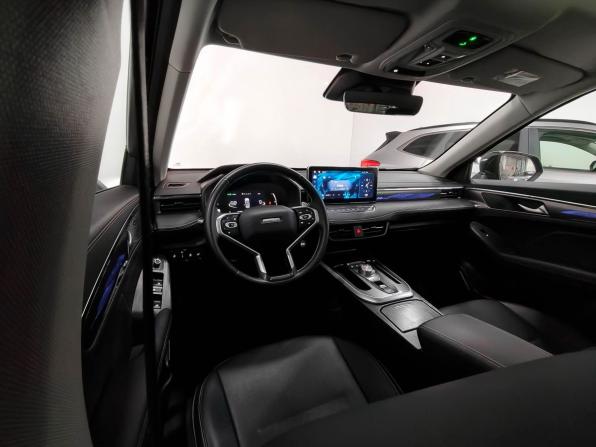 Haval Jolion I Рестайлинг с пробегом 2024 года, цена 2 382 300 рублей, 17751 км, внедорожник, Автокод Объявления