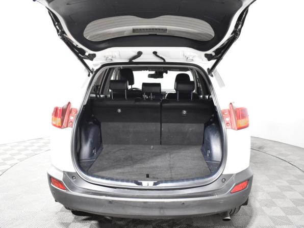 Toyota RAV4 IV (XA40) с пробегом 2015 года, цена 2 049 000 рублей, 118355 км, внедорожник, Автокод Объявления