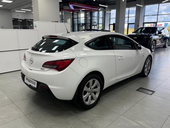 Opel Astra J Рестайлинг с пробегом 2013 года, цена 990 000 рублей, 98000 км, хэтчбек, Автокод Объявления