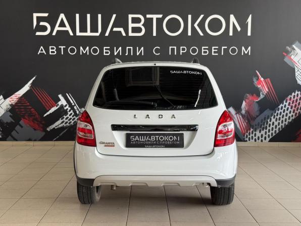Lada (ВАЗ) Granta I Рестайлинг с пробегом 2024 года, цена 929 000 рублей, 40045 км, универсал, Автокод Объявления