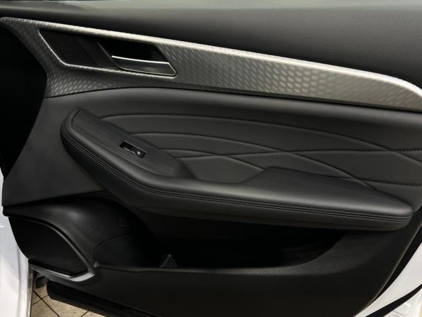 Haval F7x I Рестайлинг с пробегом 2023 года, цена 2 285 000 рублей, 29688 км, внедорожник, Автокод Объявления