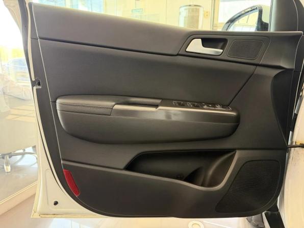 Kia Sportage IV с пробегом 2018 года, цена 2 240 000 рублей, 71357 км, внедорожник, Автокод Объявления