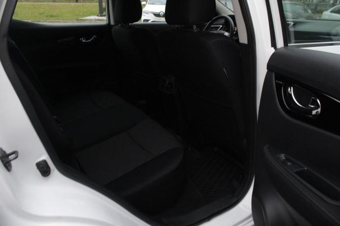 Nissan Qashqai II с пробегом 2018 года, цена 1 615 000 рублей, 45003 км, внедорожник, Автокод Объявления