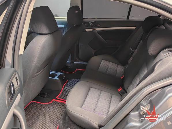 Skoda Octavia II (A5) Рестайлинг с пробегом 2012 года, цена 798 000 рублей, 147000 км, лифтбек, Автокод Объявления