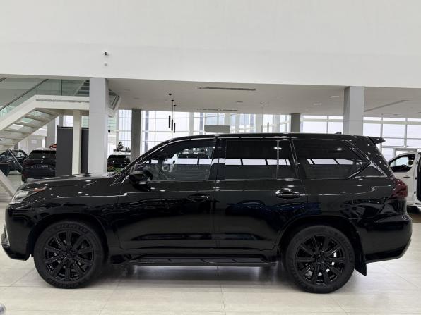 Lexus LX III Рестайлинг 2 с пробегом 2018 года, цена 9 300 000 рублей, 76845 км, внедорожник, Автокод Объявления