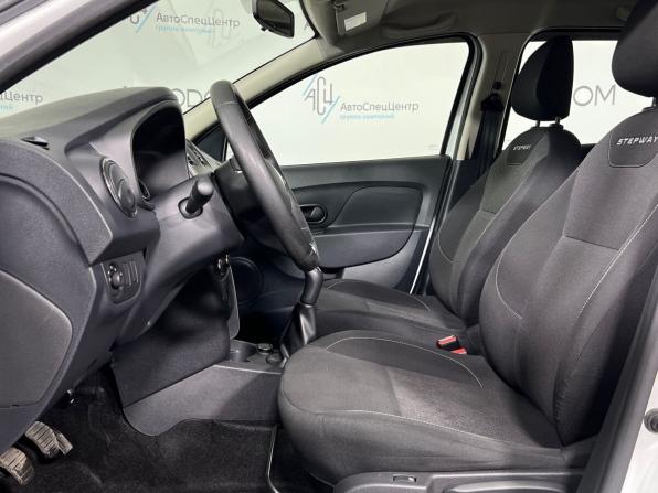 Renault Sandero II Рестайлинг с пробегом 2020 года, цена 1 097 000 рублей, 141525 км, хэтчбек, Автокод Объявления