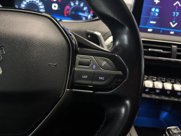 Peugeot 3008 II с пробегом 2019 года, цена 1 699 000 рублей, 140000 км, внедорожник, Автокод Объявления