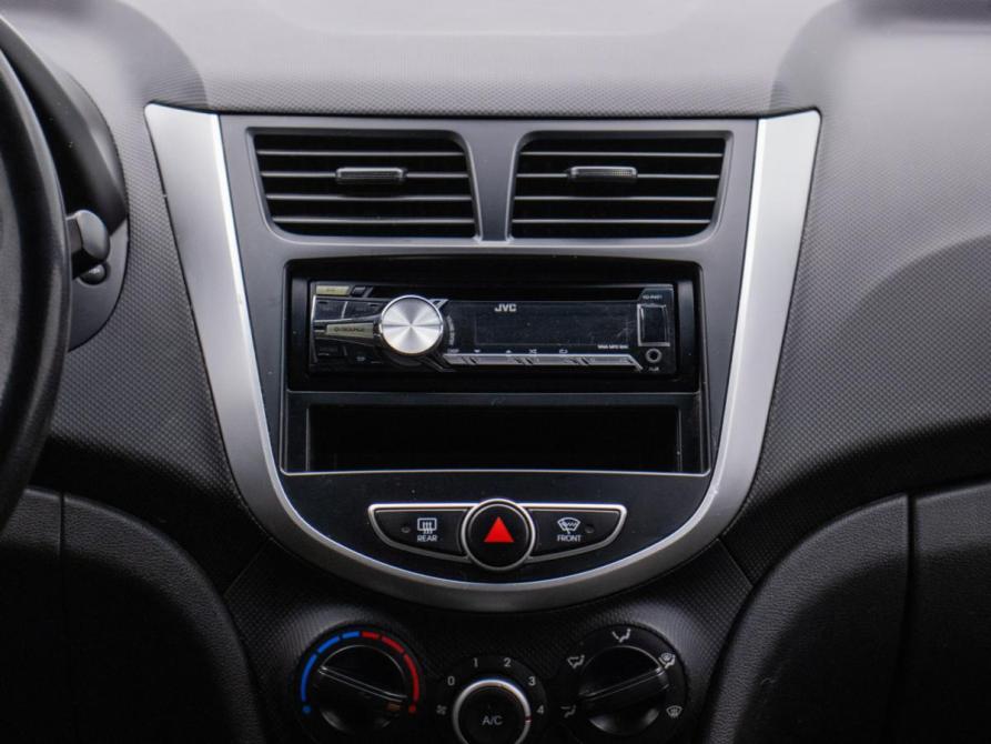 Hyundai Solaris I Москва  - изображение 14